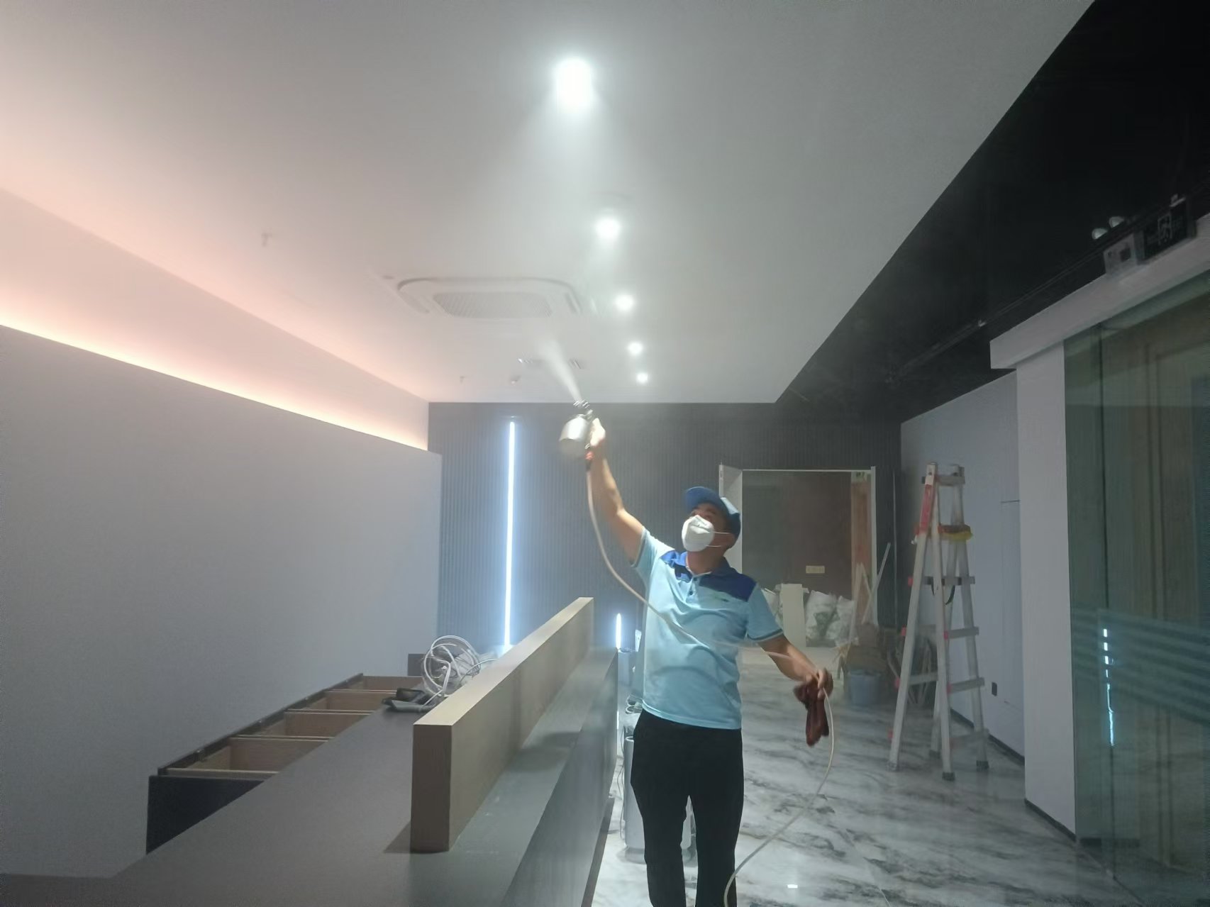 廣東首匯藍天工程科技有限公司職場除甲醛